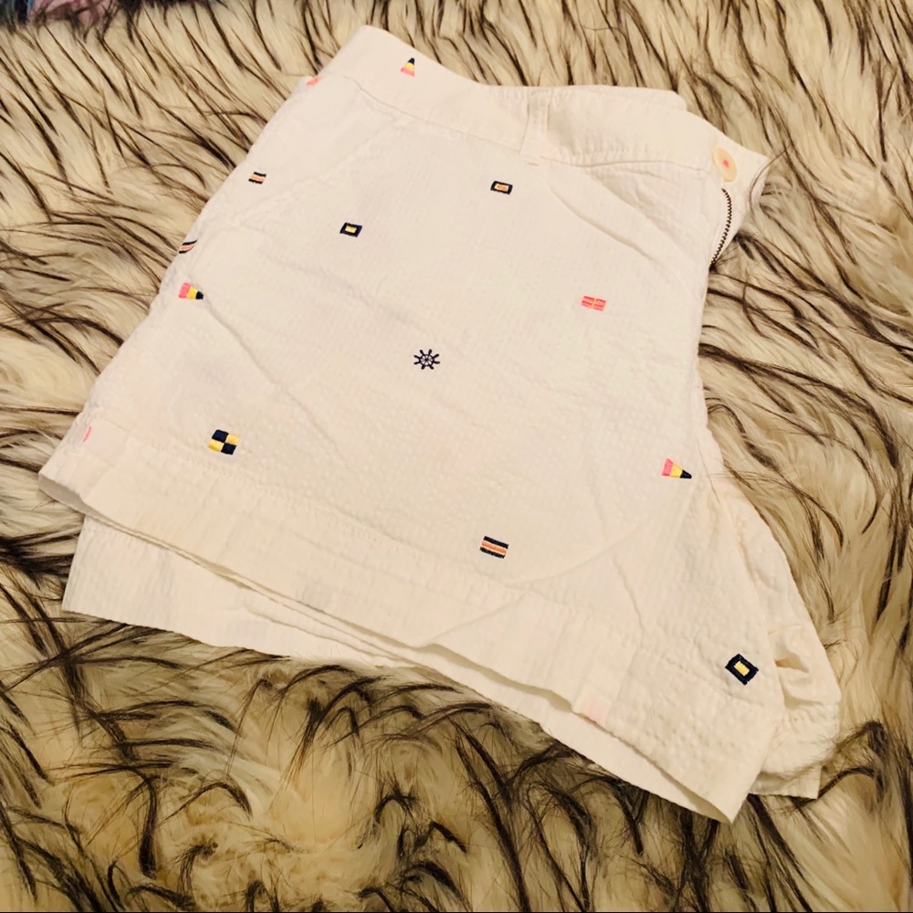 Lilly Pulitzer White Embroidered Short